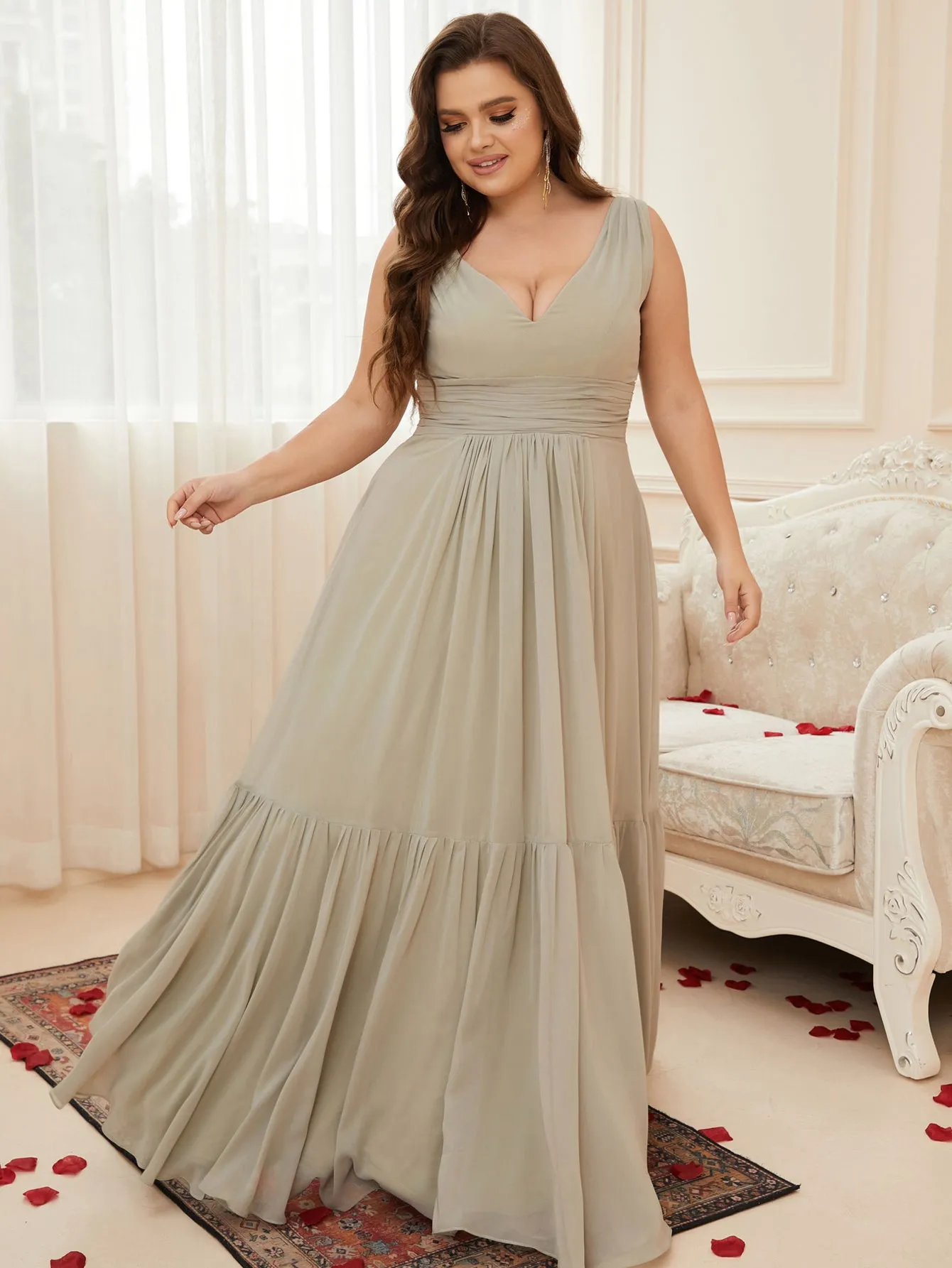 Women Plus Size V-neck Sleeveless Chiffon Long Formal Bridesmaid Dresses